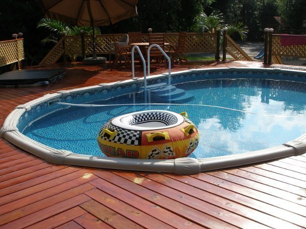 Above Ground Pools with Decks