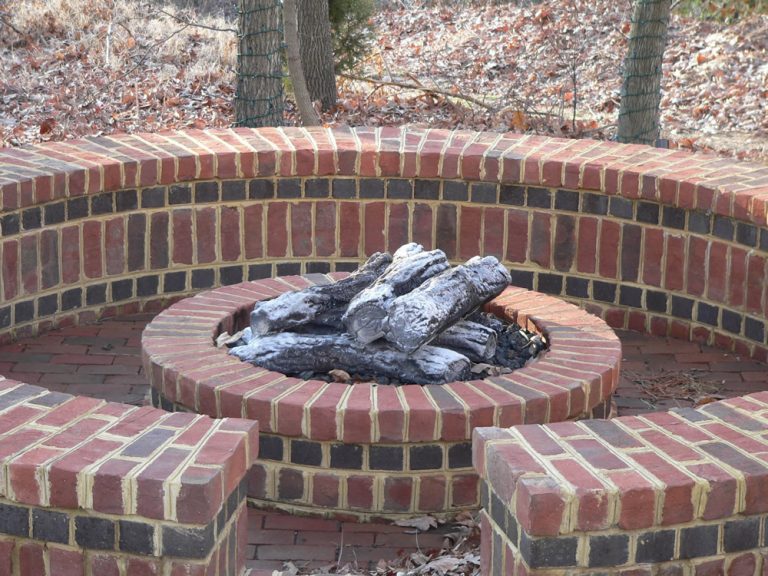 How to Build a Brick Fire Pit - Buildables